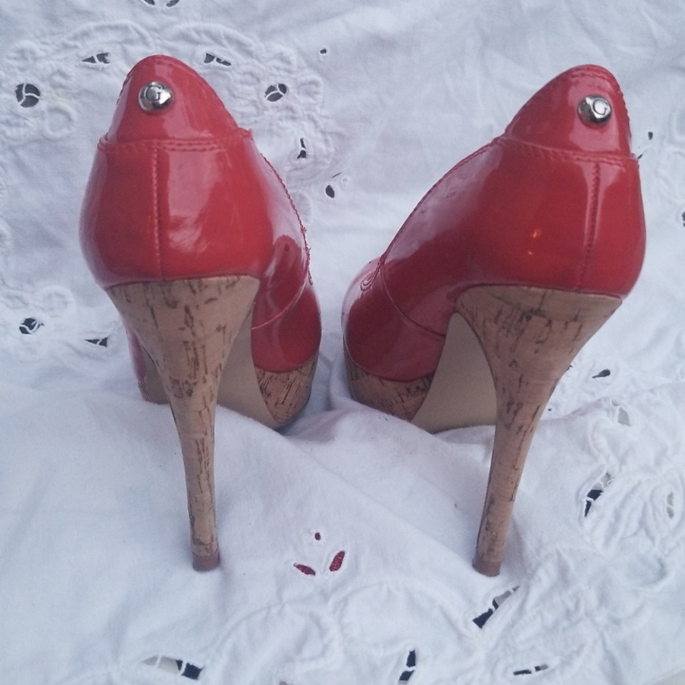 Orange Patent Leather Guess Heels SZ 6 - Picture 4 of 7